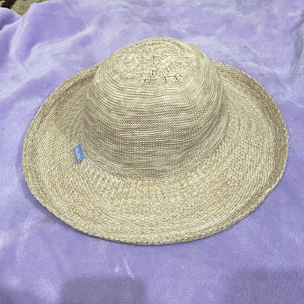Womens sun hat by wallaroo